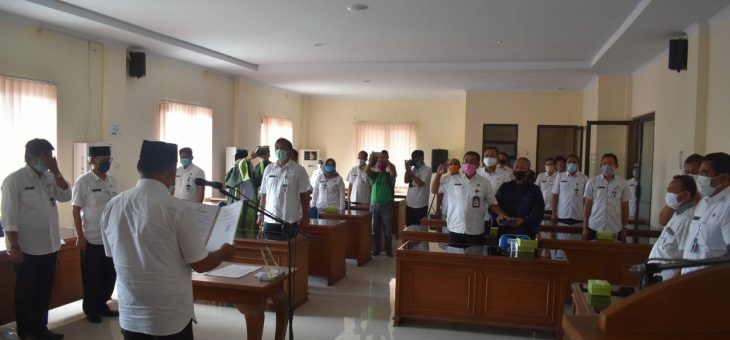 Pelantikan Pejabat Eselon II Di Aula Kantor BKPSDM