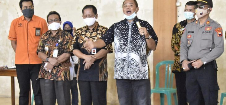 Penyaluran Perdana BST Kemensos Via Kantor Pos