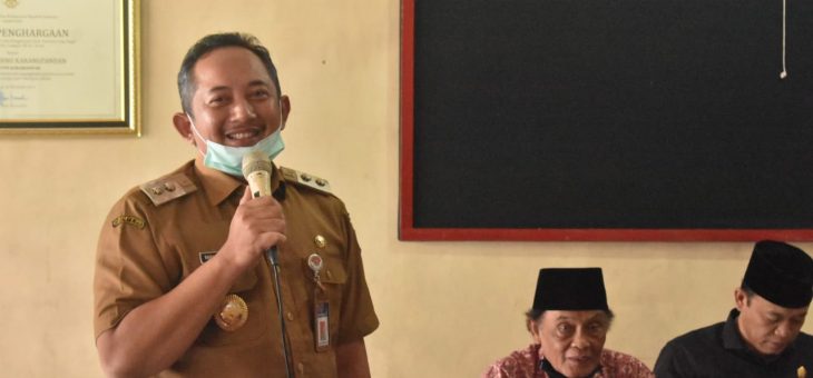 Pembagian 150 Paket Sembako Bagi Warga Doplang