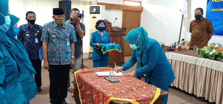 Pelantikan Dan Sertijab Ketua TP. PKK Kecamatan Karanganyar Dan Jumapolo