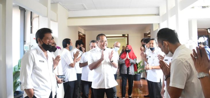Meriahnya Kejutan Ulang Tahun Bupati Karanganyar