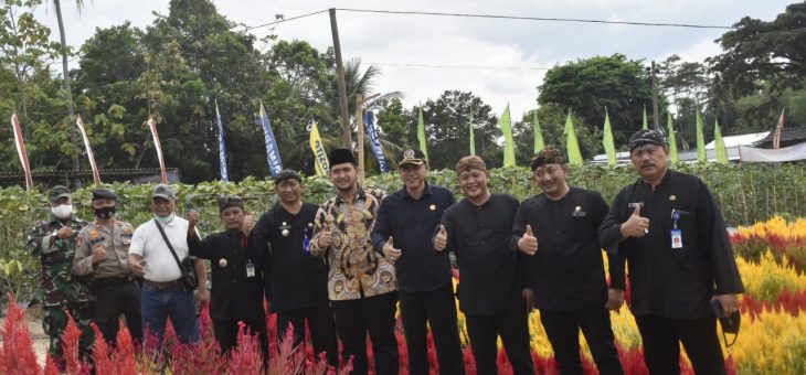 Peresmian Wahana Agrowisata Kembang Desa Dawung