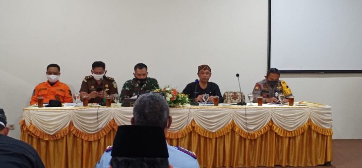 Rakor penanganan covid-19 di wilayah Kabupaten Karanganyar, Sekda : Kasus covid banyak berkembang dari kluster keluarga dan perkantoran