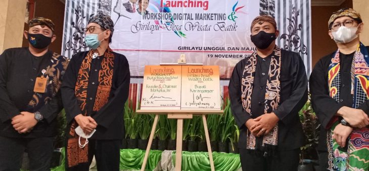 Angkat potensi batik lokal, kelompok batik dan UMKM Girilayu dapat pelatihan digital marketing