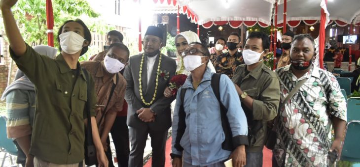 Selamat Pak Wabup, Menikah Dengan Dr Farida Nurhayati. Semoga Menjadi Keluarga Sakinah, Mawadah dan Warahmah