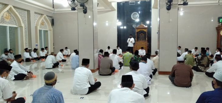Tarling Masjid Al Makmur, Blulukan, Colomadu,  Bupati Ingatkan Warga Tetap Disiplin Prokes