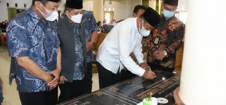 Bupati Resmikan Sekolah dan Pondok Pesantren Yayasan Pendidikan Al Amanah
