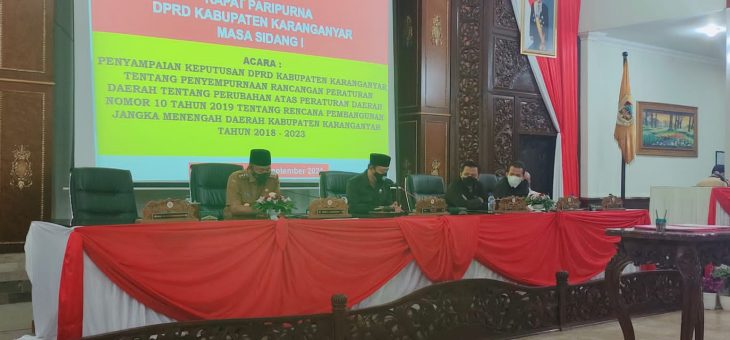 Sidang Paripurna tentang Perubahan atas Perda Kabupaten Karanganyar Nomor 10 Tahun 2019 Tentang RPJMD Tahun 2018-2023