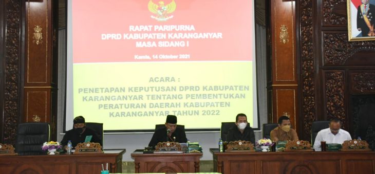 Rapat Paripurna DPRD Masa Sidang 1 Penyampaian pemandangan umum Fraksi DPRD terhadap Raperda APBD TA 2022