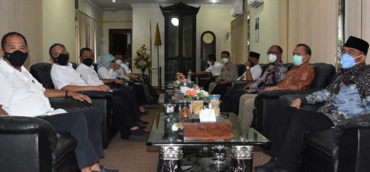 Waspadai Gelombang Tiga Covid-19, Mengko PMK Minta Masyarakat Kurangi Mobilitas