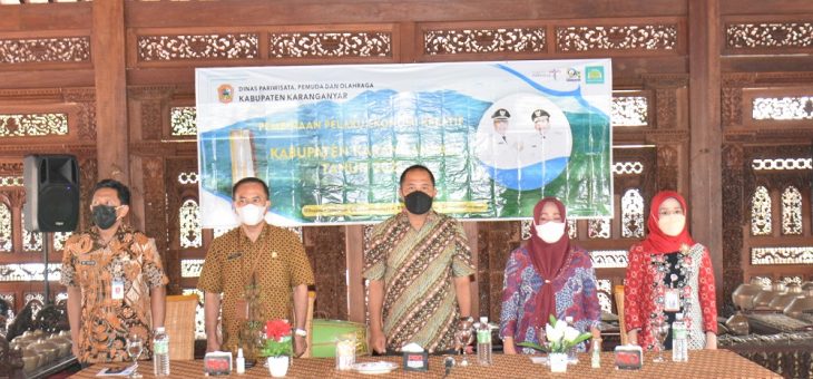 Bupati Karanganyar Berikan Pembinaan Bagi Pelaku Ekonomi Kreatif Kabupaten Karanganyar