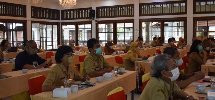 Dinas Kesehatan Kabupaten Karanganyar Adakan Pertemuan Diseminasi Hasil Suveilans Gizi Bagi Lintas Program dan Lintas Sektor Kabupaten Karanganyar Tahun 2022 Guna Mengendalika Angka Stunting di Kabupaten Karanganyar