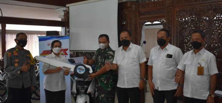 Warga Tegal Gede Mendapatkan Sepeda Motor dari Vaksin Dosis 1