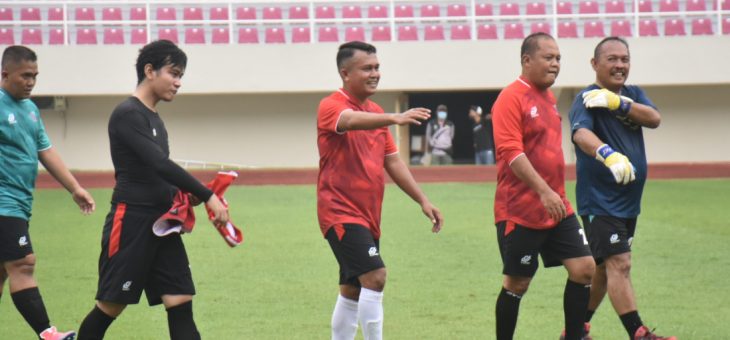 Laga Persahabatan Forkopimda Soloraya Dalam Pisah Sambut Danrem 074/Warastratama