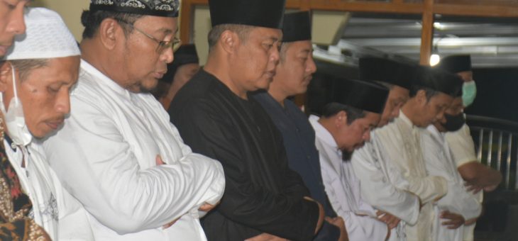 Tarling Jumapolo, Bupati Berharap Masyarakat Lebih Rajin Beribadah Di Bulan Ramadhan