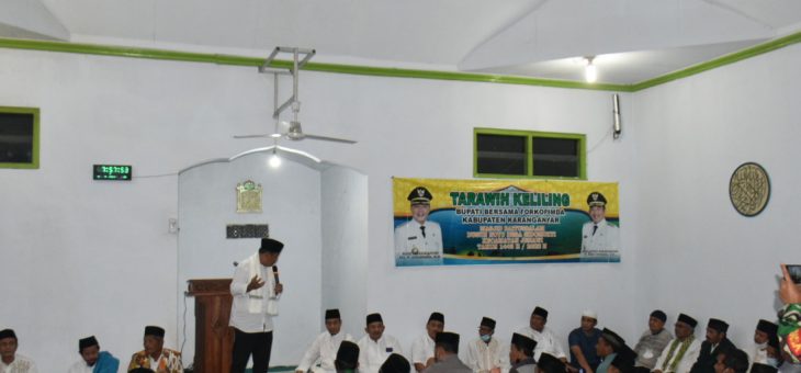 Tarawih Keliling Di Kecamatan Jenawi, Dibanjiri Jamaah