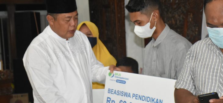 Bupati Karanganyar Beserta Jajaran Forkopimida Hadiri Peringatan Hari Buruh Internasional dan Halal Bihalal Bersama Apindo dan Serikat Pekerja