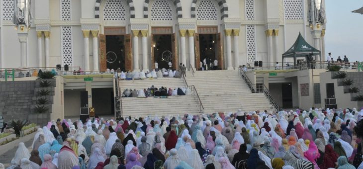 Sholat Hari Raya Idul Fitri 1443 H Dibanjiri Ribuan Jamaah