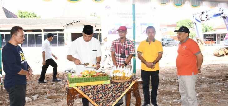 Bupati Karanganyar groundbreaking  Gedung Kebudayaan dan Rumdin Bupati