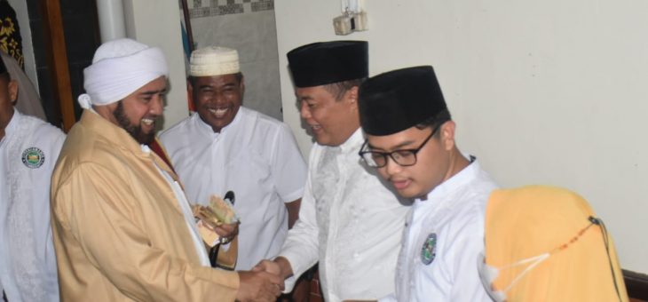 Pengajian Akbar Habib Syeh Diikuti Ribuan Warga Karanganyar