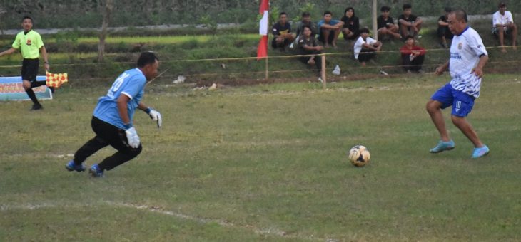 Laga Persahabatan Tim Pemkab Karanganyar Kontra Pemdes Tunggulrejo Menjadi Pembuka Pordes Tunggulrejo