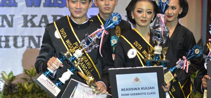 Prima Dan Adel Sabet Gelar Putra Putri Lawu Duta Wisata Karanganyar Tahun 2022