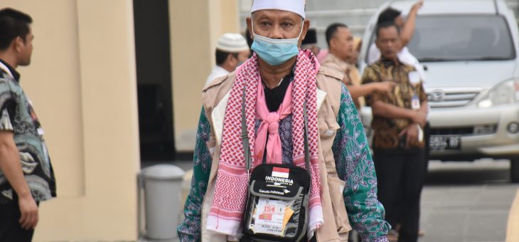 Jamaah Haji Kloter 25 Tiba Di Tanah Air