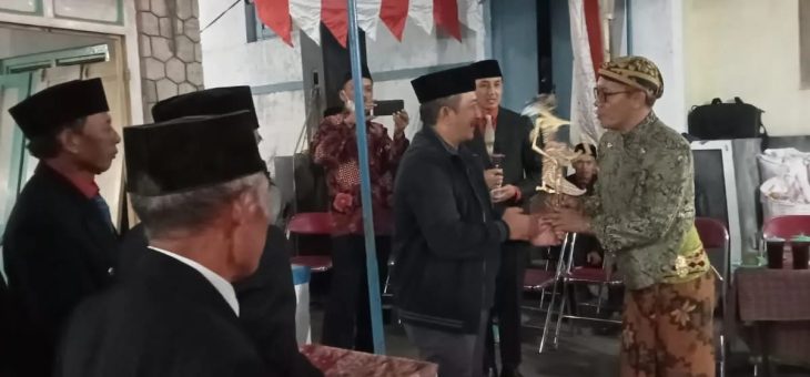 Wakil Bupati Rober Christanto Datangi Bersih Dusun Pancot Kelurahaan TawangmanguTawangmangu, Harapkan Masyarakat Guyub Rukun dan Kompak