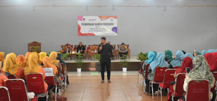 Pembinaan Kader Posyandu, Bupati Berikan Insentif