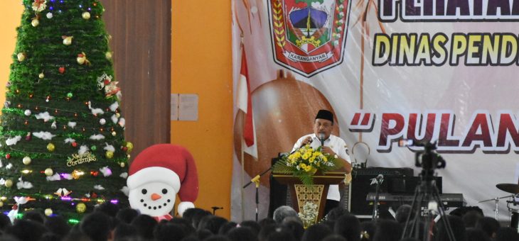 Disdikbud Karanganyar Adakan Perayaan Natal Bersama