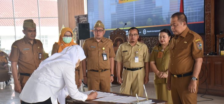 242 Nakes Terima SK P3K Kabupaten Karanganyar