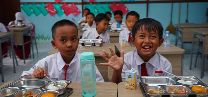 Pj Bupati Karanganyar dan Forkopimda Tinjau Pelaksanaan Makan Bergizi Gratis