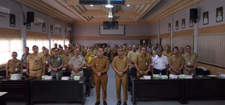 Apel Pegawai di Lingkungan Setda Karanganyar dan Rapat Dinas Lengkap Jajaran Pemerintah Kabupaten Karanganyar