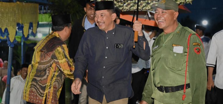 PEMERINTAH KABUPATEN KARANGANYAR GELAR TARAWIH KELILING DI MASJID AL-FALAH TRENGGULI