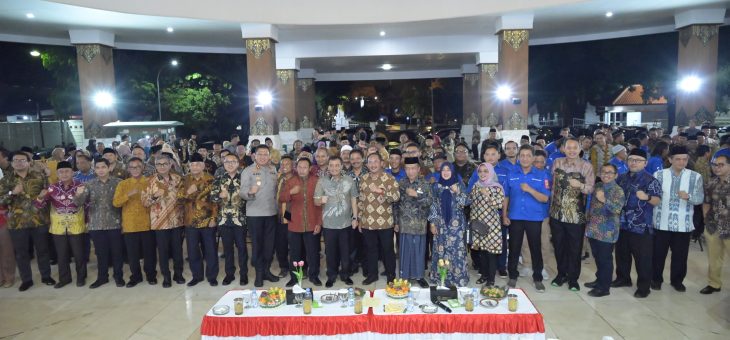 Agenda silaturahmi ini dikemas dalam acara ” NGOPFI “, Ngobrol Bareng Pak Luthfi Gubernur Jawa Tengah