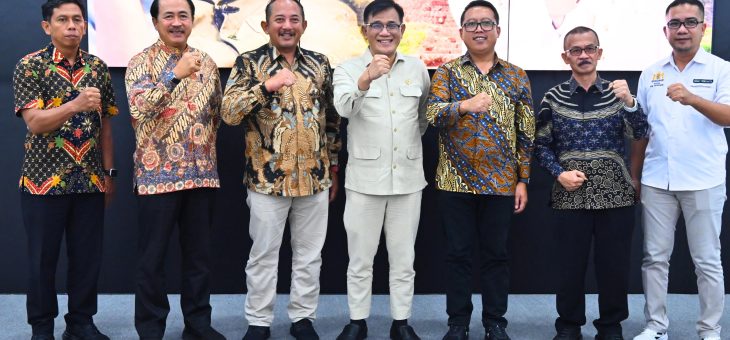 Ngobrol Santai Bersama Budiman Sudjatmiko, Pemkab Karanganyar Bahas Strategi Kolaboratif Pengentasan Kemiskinan
