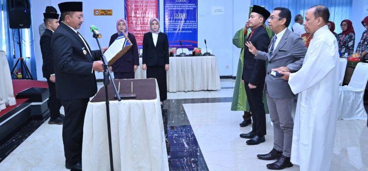 Bupati Lantik Direktur Bisnis dan Komisaris Independen Bank Daerah Karanganyar