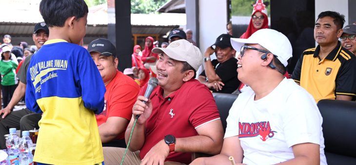 Semarak Jalan Sehat HUT ke-80 RI di Colomadu