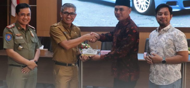 Komisi 1 DPRD Kabupaten Batang Melaksanakan Kunjungan Kerja ke Karanganyar, Bahas Penguatan SDM Satpol PP