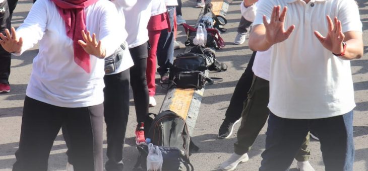 Senam Bersama Meriahkan Hari Olahraga Nasional di Karanganyar