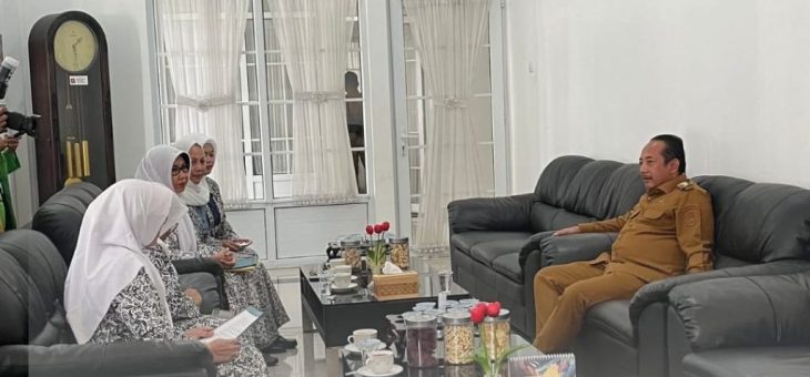 Sinergi untuk Generasi: Bupati dan Ikatan Bidan Karanganyar (IBI) Bersatu Kurangi Kematian Ibu dan Anak