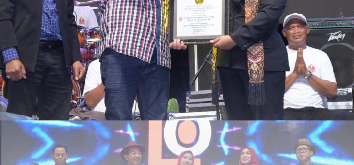 Parade Sound Pecahkan Rekor MURI, Ribuan Warga Meriahkan Hari Jadi ke-108 Karanganyar