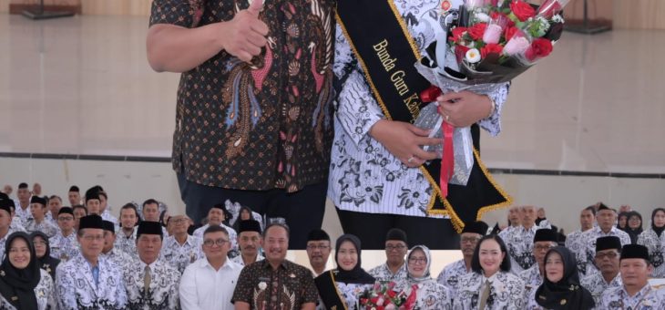 PGRI Karanganyar Gelar Puncak HUT Ke-80 dan HGN 2025, Tekankan Penguatan Peran Guru sebagai Penopang Pendidikan Bangsa