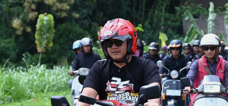 Ribuan Scooteris Riding,Tanam Pohon dan Donor darah, Silver Anniversary SKaC Bersama Bupati Karanganyar
