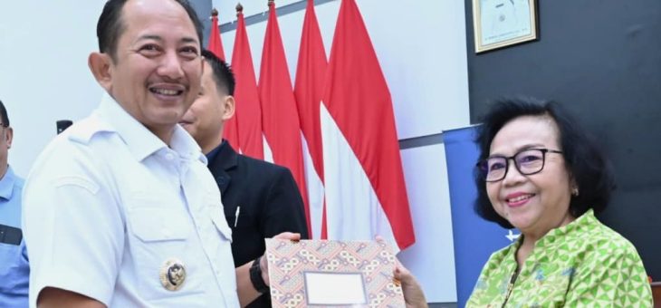 Pemkab Karanganyar Serahkan SPPT PBB-P2 Tahun 2026