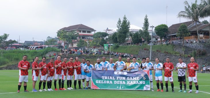 Bupati Karanganyar Gelar Pertandingan Ekshibisi Sepak Bola Bersama Forkopimda Karanganyar vs Tim Desa Karang, Sekaligus Uji Coba Lapangan Desa Karang