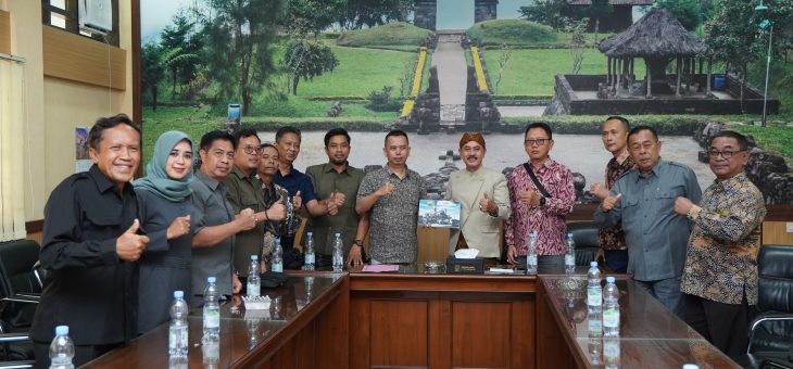 Bupati Karanganyar Dorong Penguatan Pariwisata, Terima Kunjungan Kerja Bapemperda DPRD Kabupaten Batang