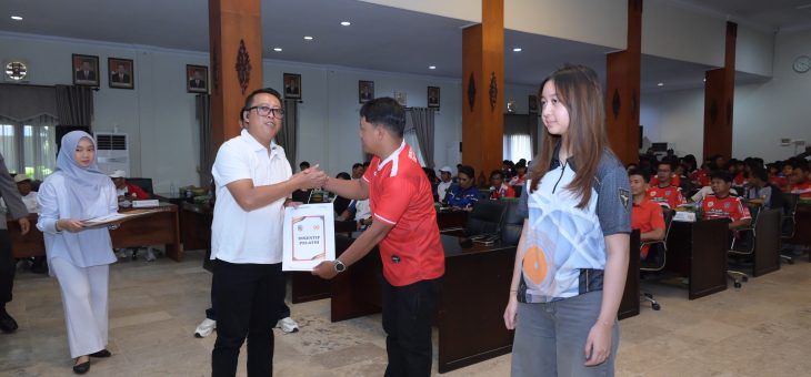 Wabup Karanganyar Kukuhkan Kontingen Atlet PORPROV XVII Tahun 2026